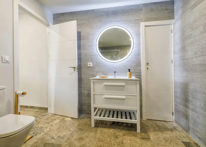 Apartament Capitulares 3 *